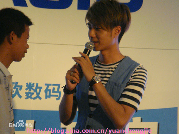 袁成杰(Jerry)2009年CASIO龙之梦宣传活动壁纸壁纸