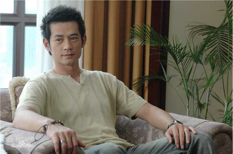 高清柯叔元性感图片