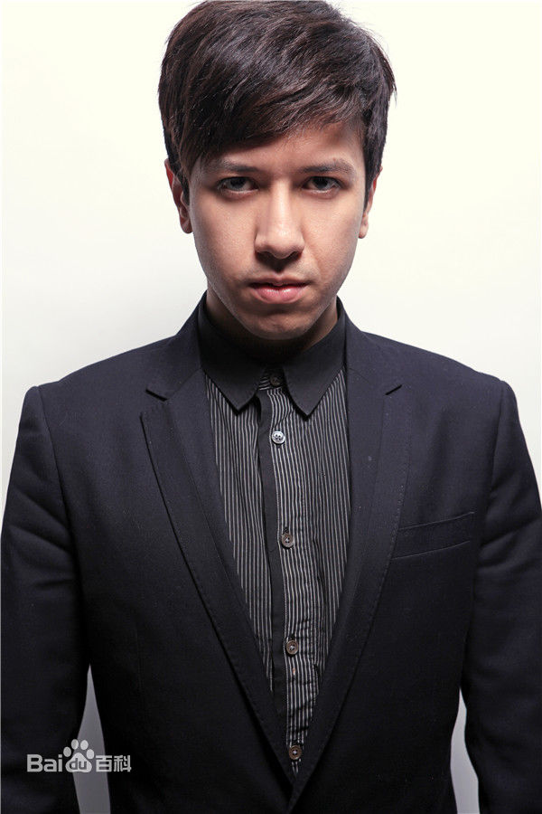 努尔艾力·阿不利孜新东方艾力老师壁纸壁纸