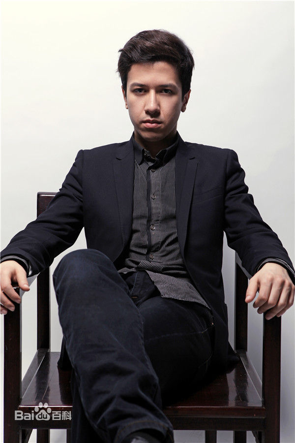 努尔艾力·阿不利孜新东方艾力老师壁纸壁纸