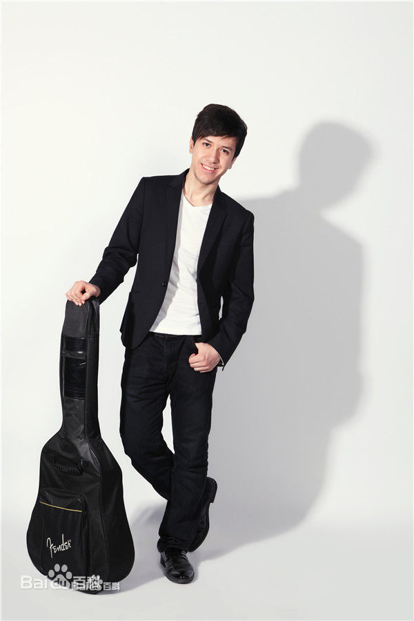 精选努尔艾力·阿不利孜