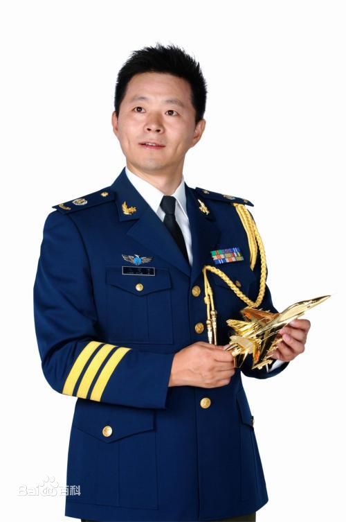 王宏伟(Wang Hongwei)西部新歌王图片图册