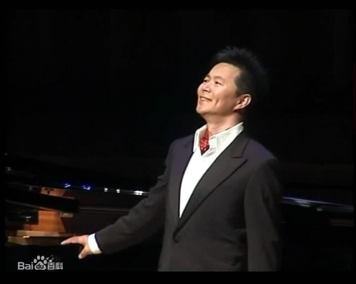 王宏伟(Wang Hongwei)演出照性感图片图集