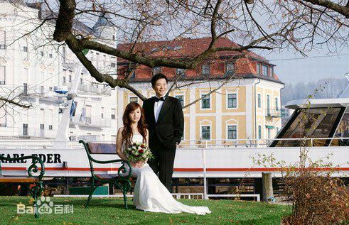 王宏伟(Wang Hongwei)结婚照素颜照相册