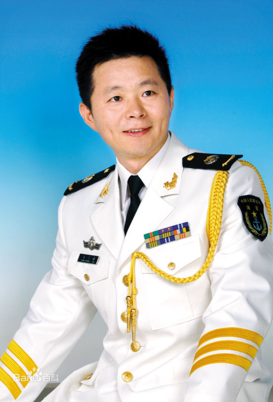 最新王宏伟(Wang Hongwei)性感图片