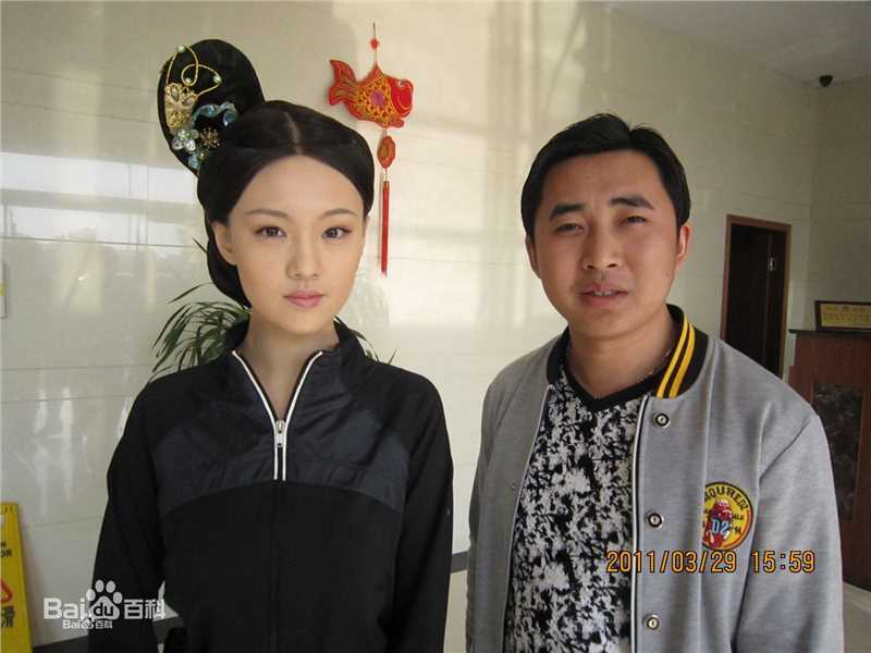 徐小龙(Xu xiao long)与知名女星合影前后照片