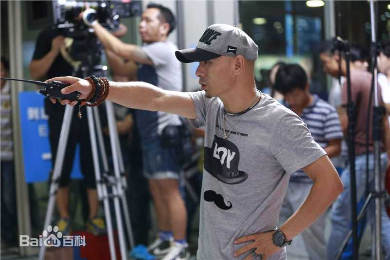 司小冬私房钱 工作照前后照片