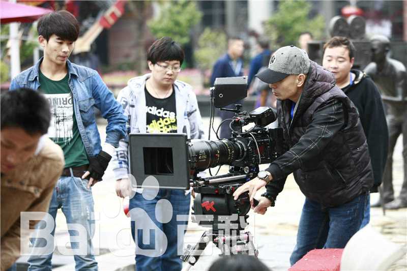 司小冬私房钱 工作照前后照片