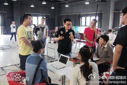 车径行导演工作照图册