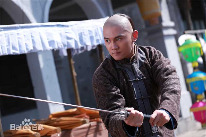 最新李浩轩在《江淮依旧》饰演盛世坤中的图集