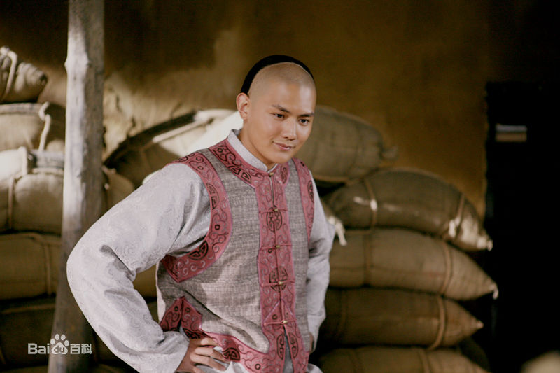 最新李浩轩在《江淮依旧》饰演盛世坤中的图集