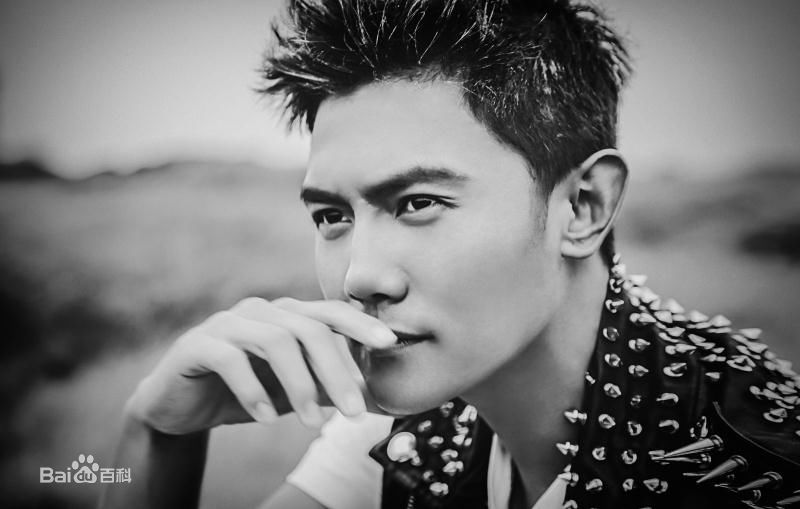 李浩轩生活照壁纸壁纸