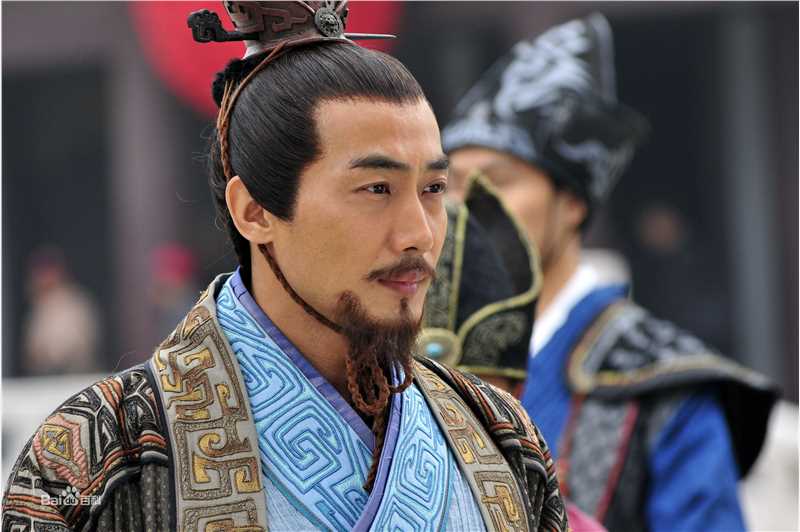 艾东(Dong AI)古装前后照片