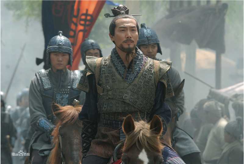 艾东(Dong AI)古装前后照片