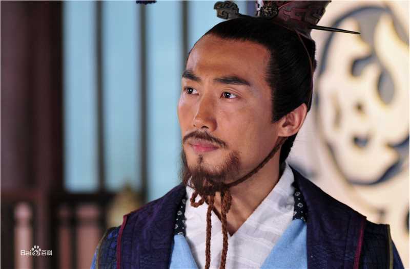 艾东(Dong AI)古装前后照片