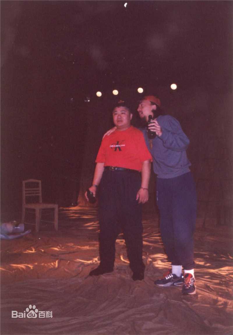 闾汉彪话剧作品前后照片