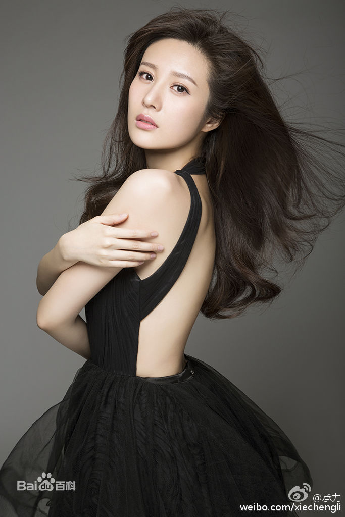 邬靖靖艺术照生活照相册