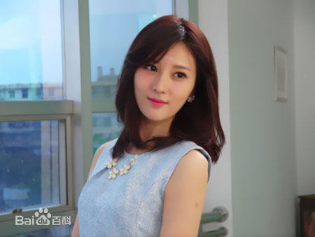 邬靖靖《情满雪阳花》最新剧照