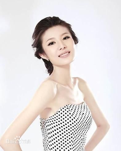 邬靖靖高清杂志图册