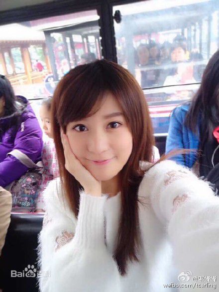 邬靖靖生活照壁纸壁纸