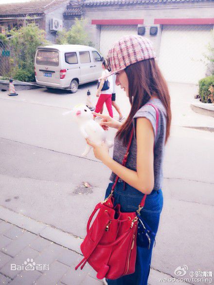 邬靖靖生活照壁纸壁纸