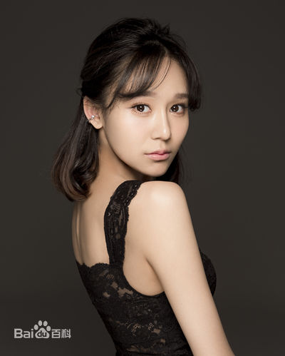 胡睿时尚大片素颜照壁纸