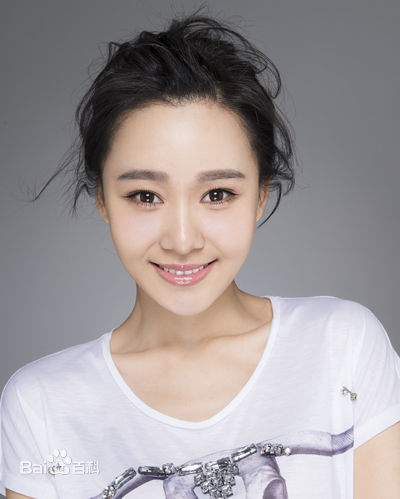 胡睿时尚大片素颜照壁纸