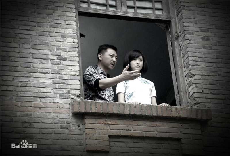 斓曦《错伏》最新剧照