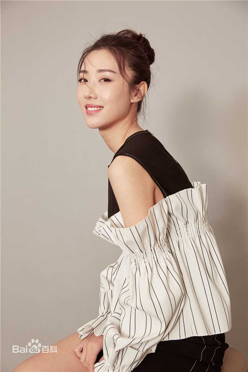 崔宝月高清俏皮可爱图集