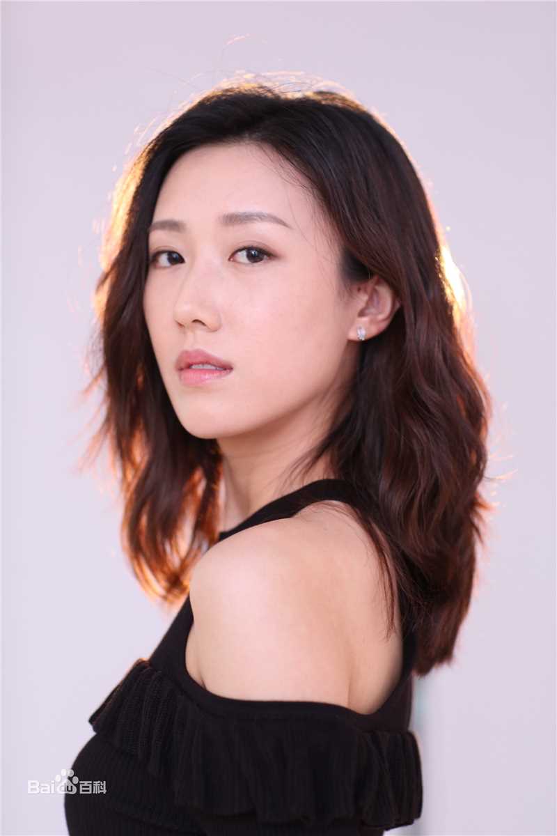 崔宝月宣传照性感图片图集