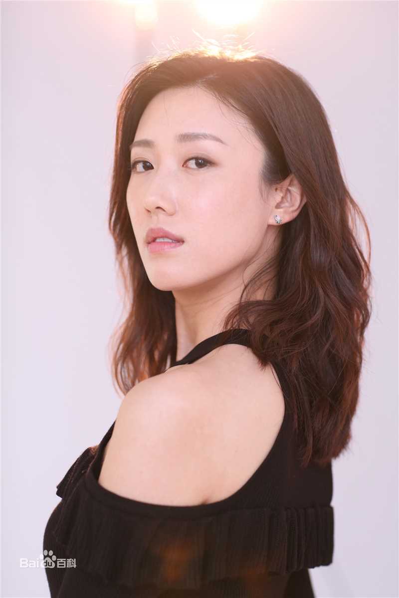 崔宝月宣传照性感图片图集