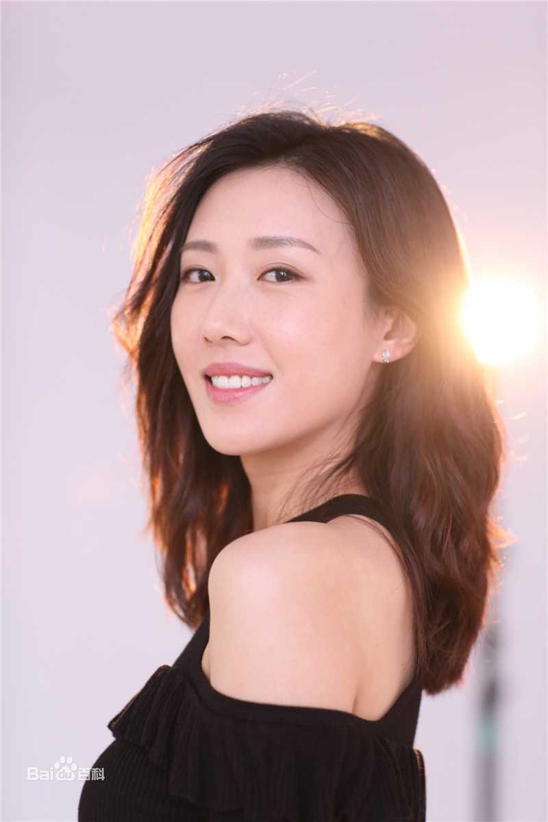 崔宝月宣传照性感图片图集