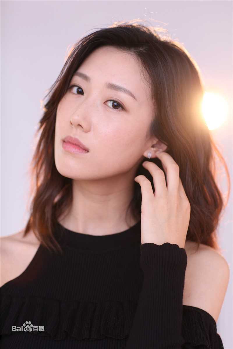 崔宝月宣传照性感图片图集