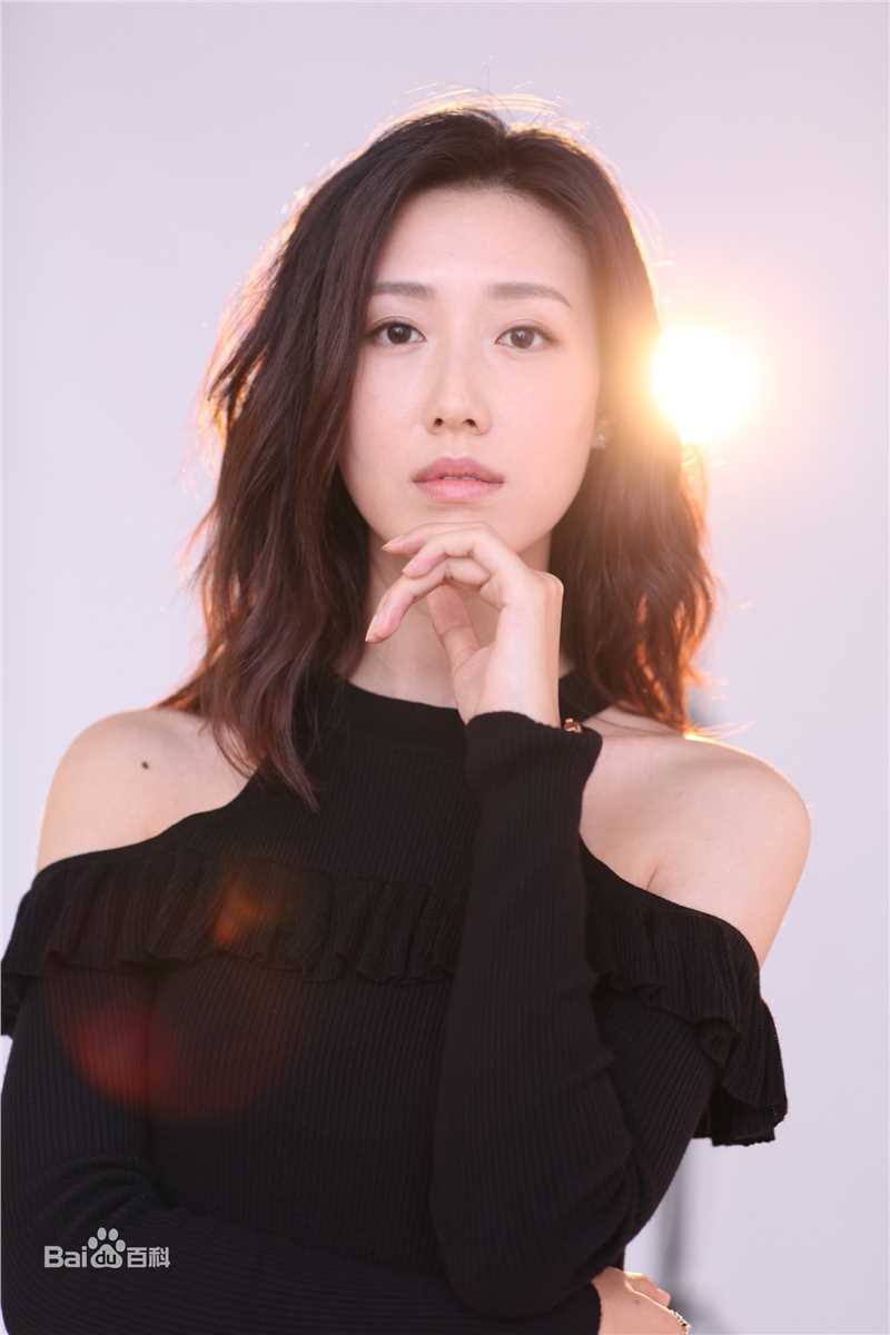 崔宝月宣传照性感图片图集