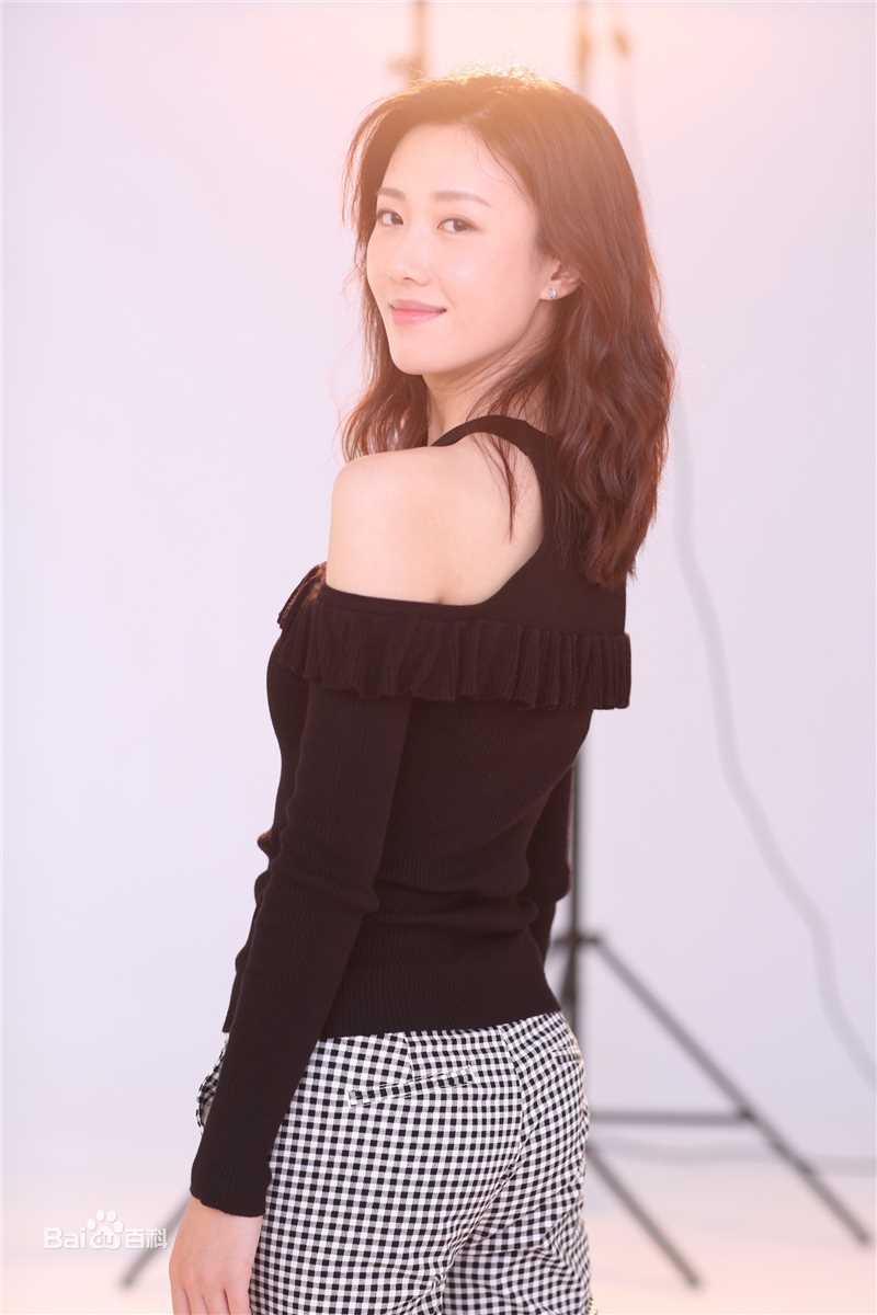 崔宝月宣传照性感图片图集