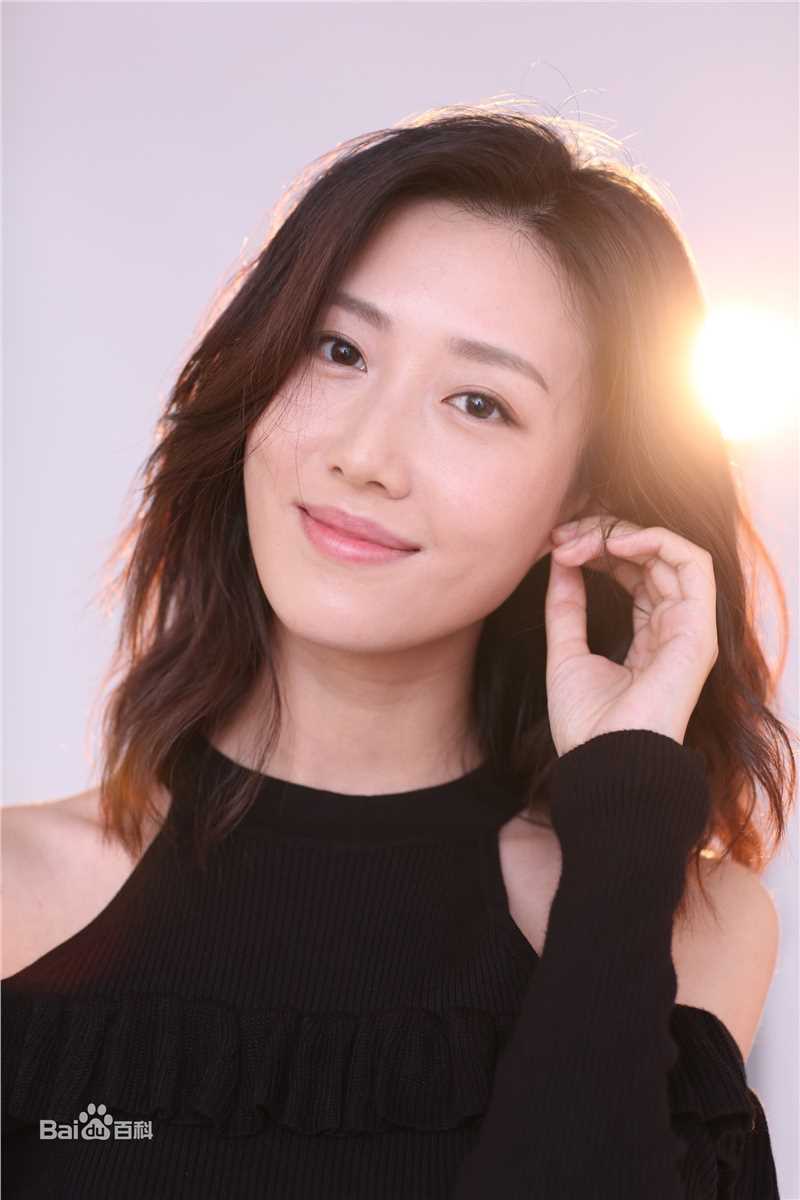 崔宝月宣传照性感图片图集