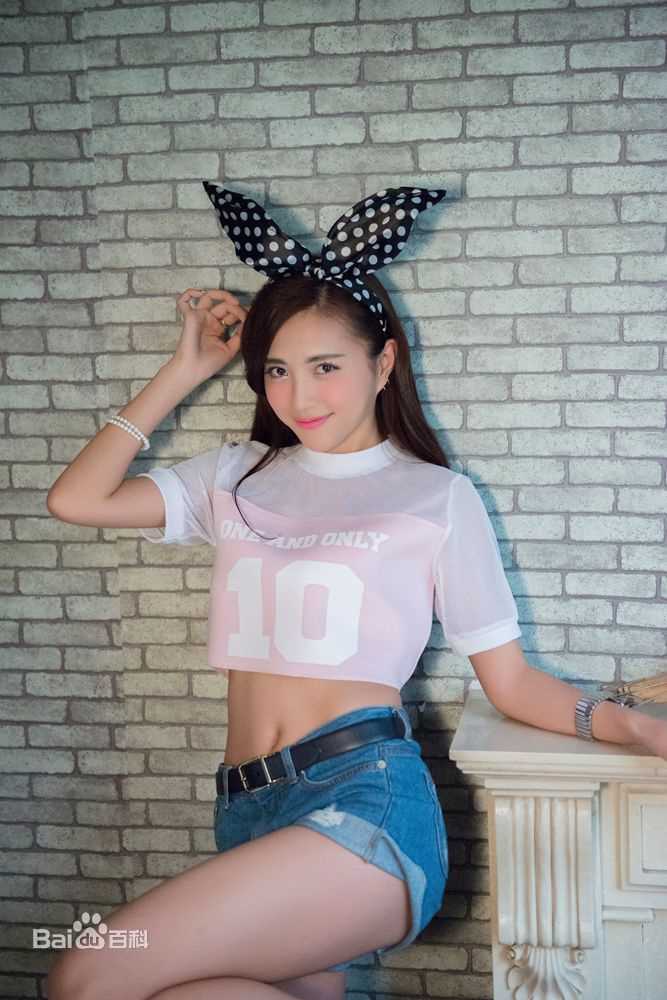 最优质包文婧素颜照