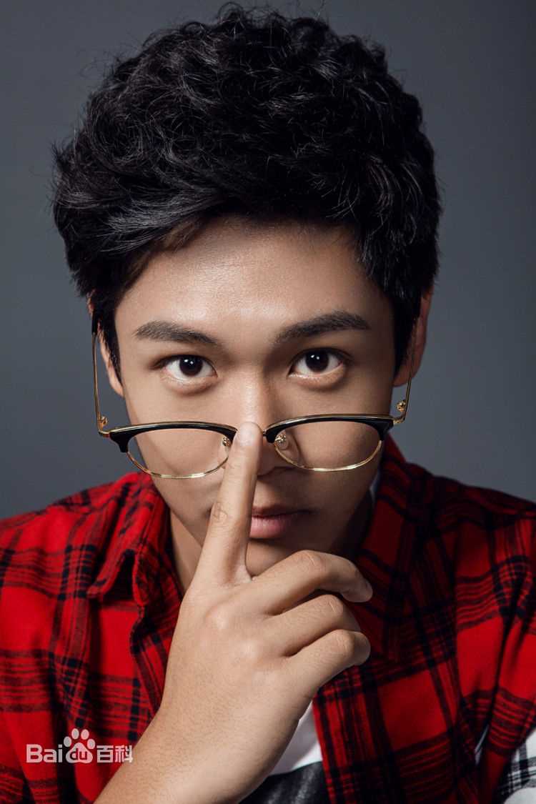 魏子涵最新个人图集