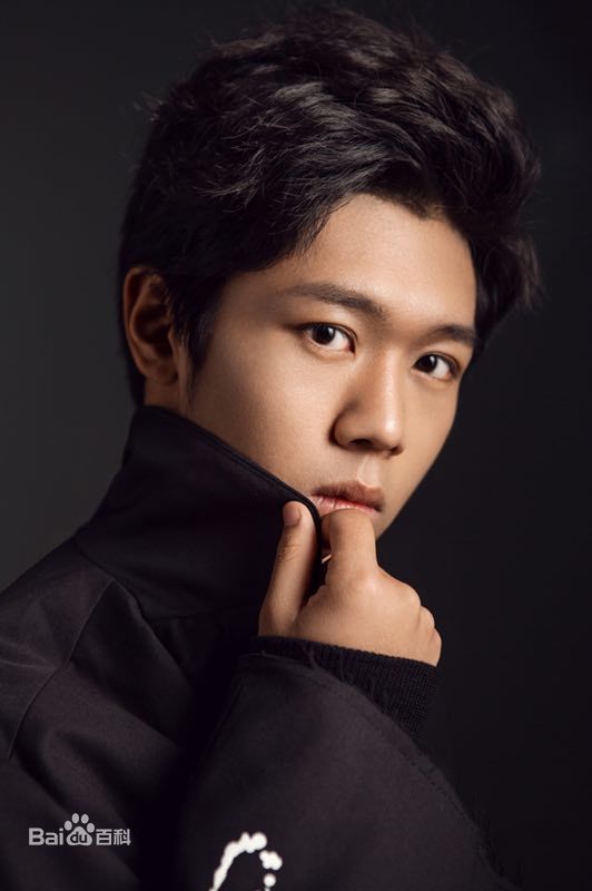 魏子涵最新个人图集