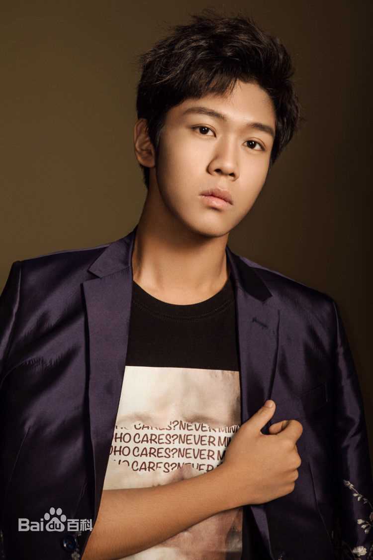 魏子涵最新个人图集