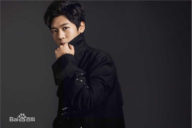 魏子涵最新个人图集