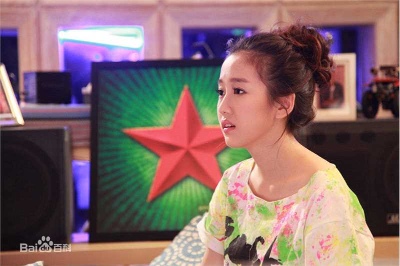 最新刘美含(Mikan Ryu)在《童话二分之一》京麒中的壁纸