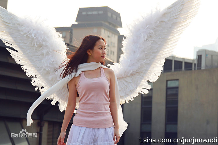 刘美含(Mikan Ryu)MV拍摄图片图册