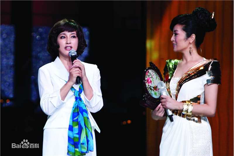 李丹阳(Li Dan Yang)2011丹心向阳音乐会素颜照壁纸