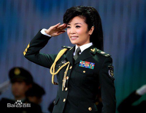 李丹阳(Li Dan Yang)2011丹心向阳音乐会素颜照壁纸