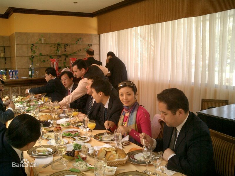 李丹阳(Li Dan Yang)生活照前后照片