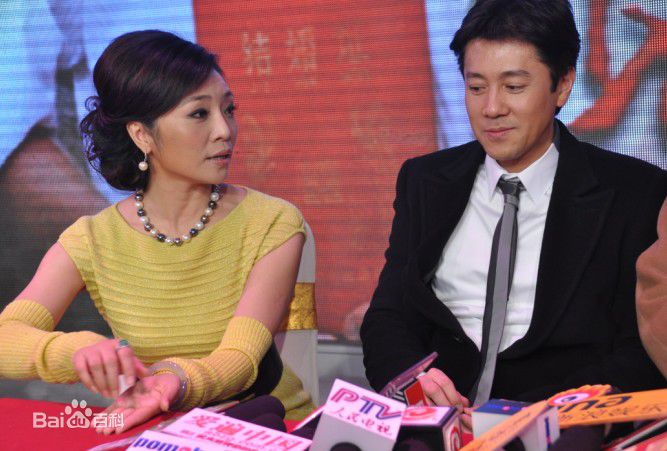 精选李丹阳(Li Dan Yang)在《最爱》发布会中的图册