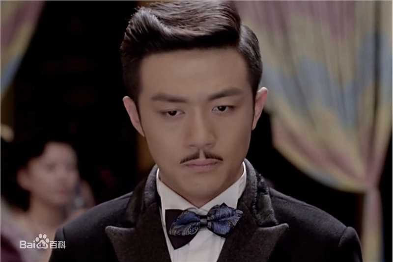 高清李泽锋在《乱世丽人行》何楚天中的图集