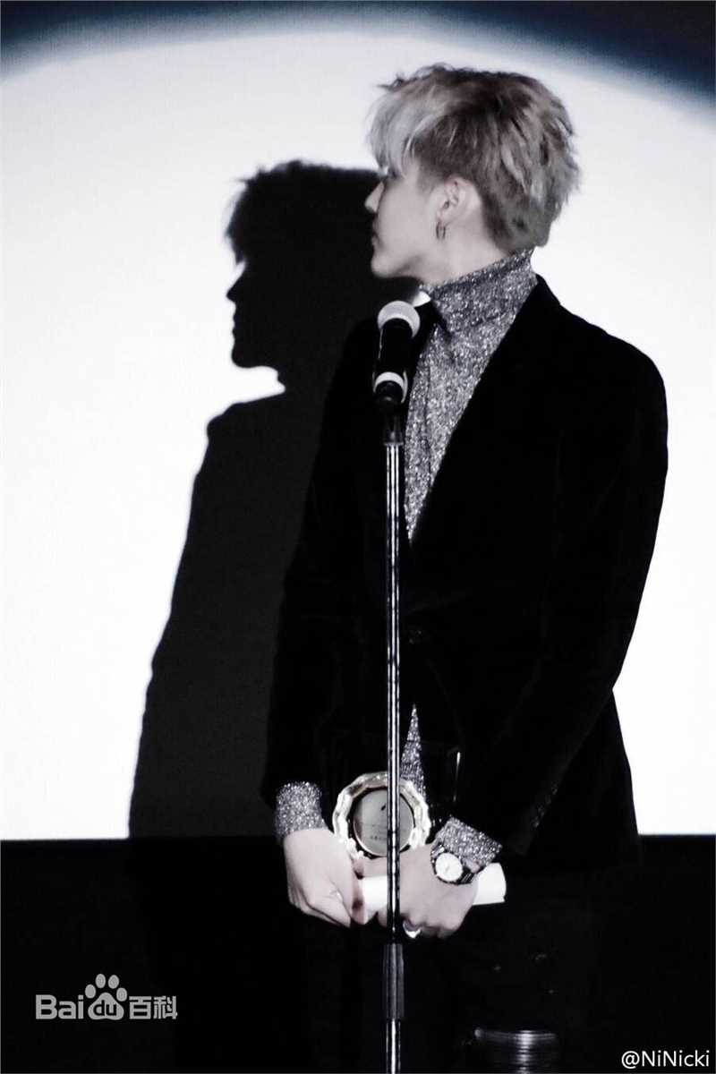 吴亦凡(KRIS)东京电影节图册