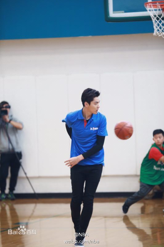 吴亦凡(KRIS)JrNBA大使性感图片壁纸